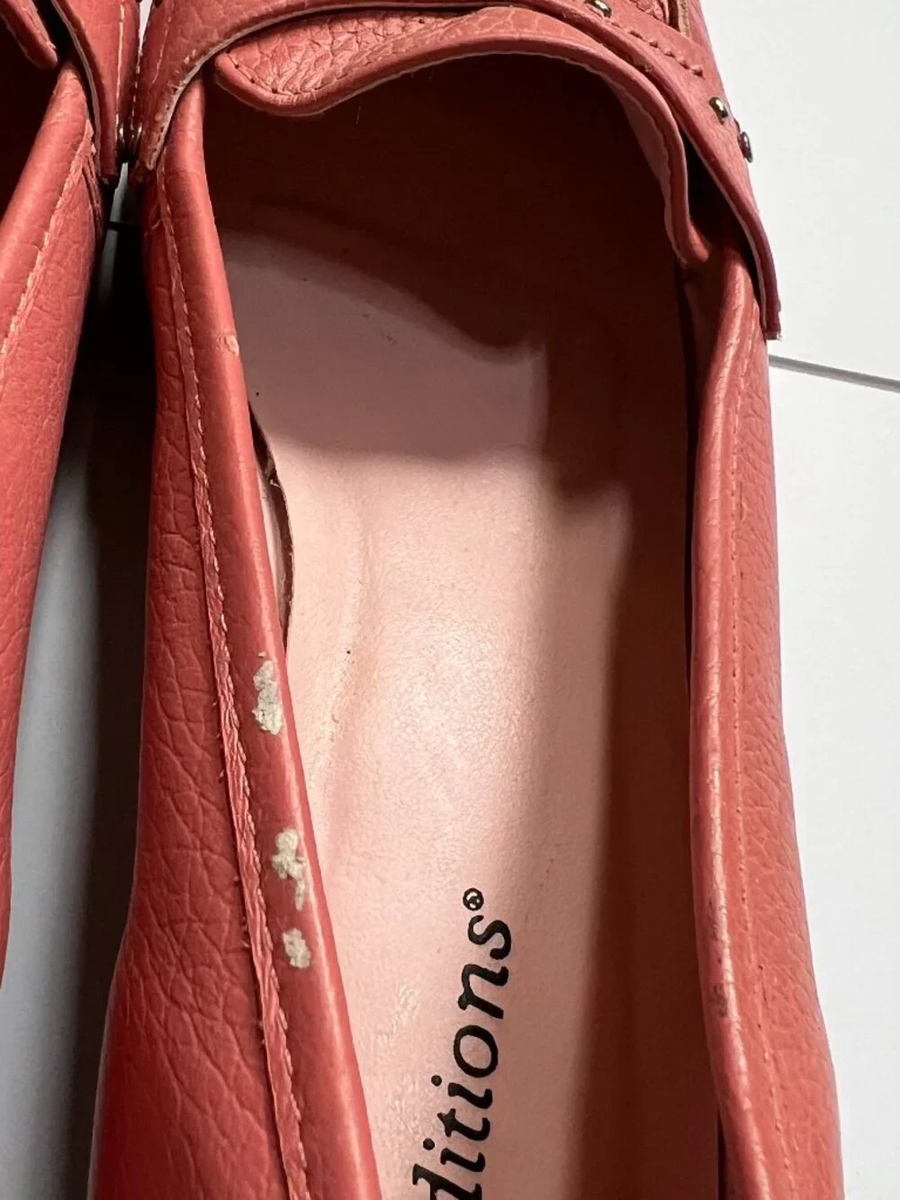Auditions Pink Pebbled Leather Loafers  W 8 1/2
